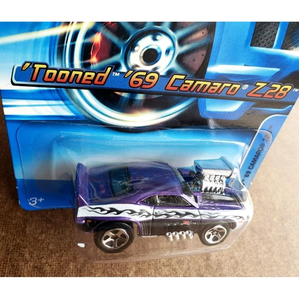 Hot Wheels TOONED '69 CAMARO Z28 Metalflake Purple 124 1:64 K-Mart Exclusive 5SP